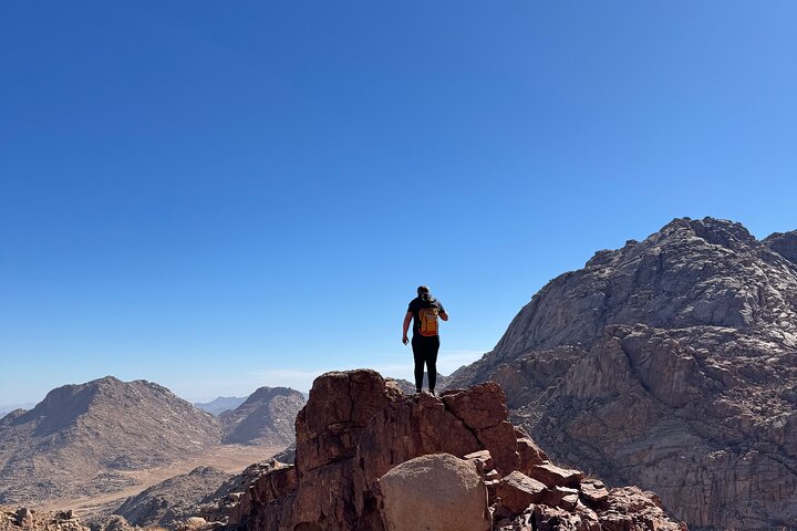 Heldagstur från Tabuk: Split Rock of Horeb & Mount Sinai