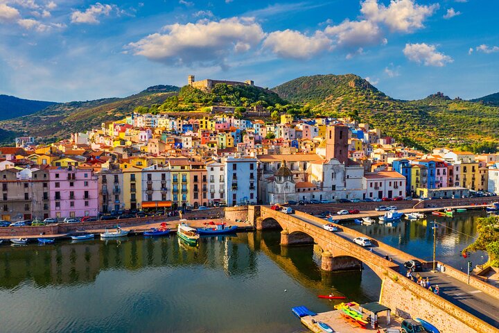Cagliari: Fantastiska Bosa och förhistoriska Sardinien