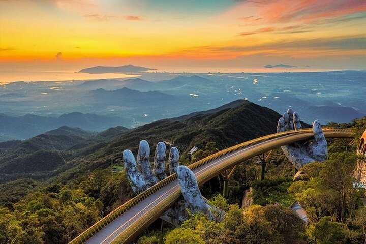 Coche privado Da Nang : Puente Dorado, Montañas de Mi Hijo & Mármol