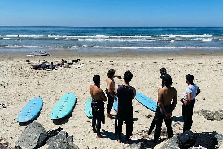 Vivi Malibu con esclusive lezioni di surf di 90 minuti