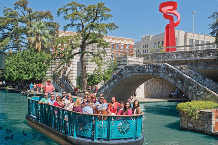 Crucero en trolebús por San Antonio y Go Rio Riverwalk Combo
