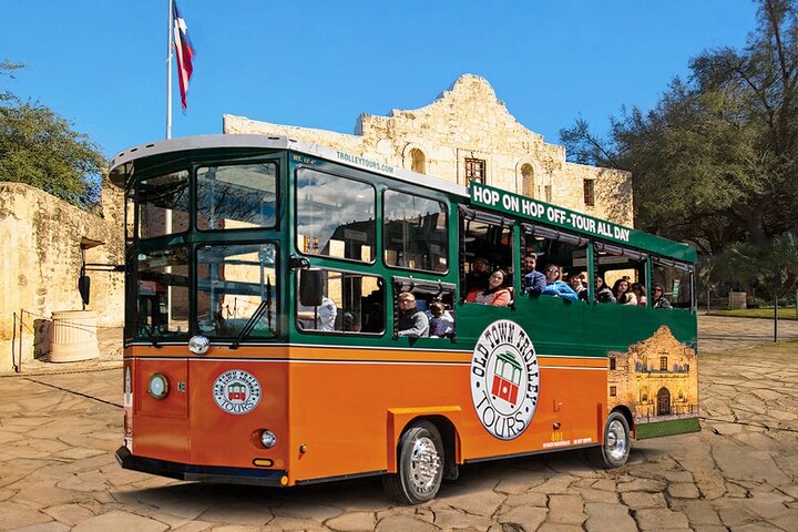Crucero en trolebús por San Antonio y Go Rio Riverwalk Combo