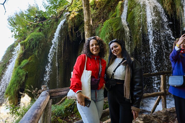 Tour guidato di Zadar ai Laghi di Plitvice con biglietti