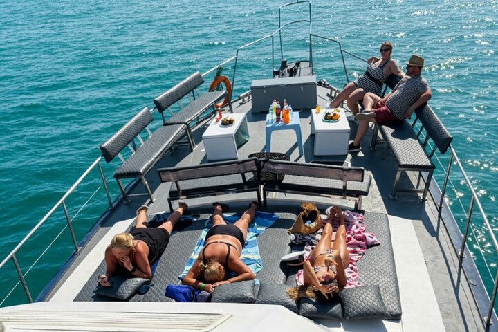 Agadir Yachtkreuzfahrt mit Schwimmen Angeln und Mittagessen auf Sitatunga