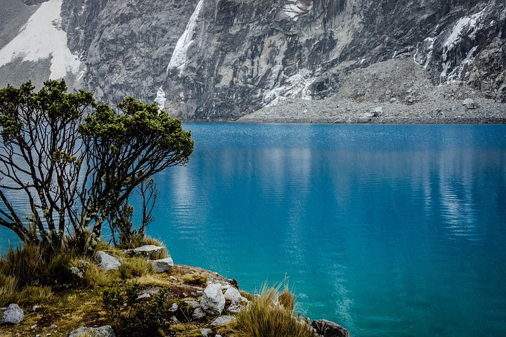 Trekking a Laguna 69 Aventura de día completo en Cordillera Blanca