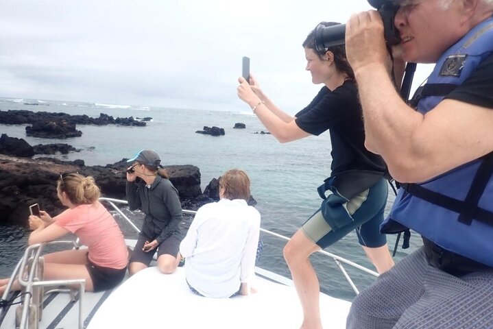 Tour di 7 giorni dell'isola delle Galapagos saltando con 3 isole