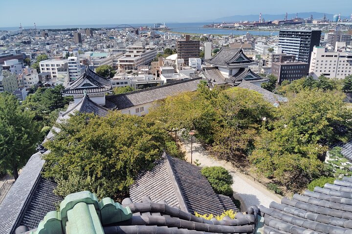 Wakayama: Tokugawa Slot, der beskyttede den sydlige kyst