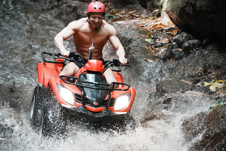 Bali ATV Quad Bike et rafting incluent le déjeuner et le transfert