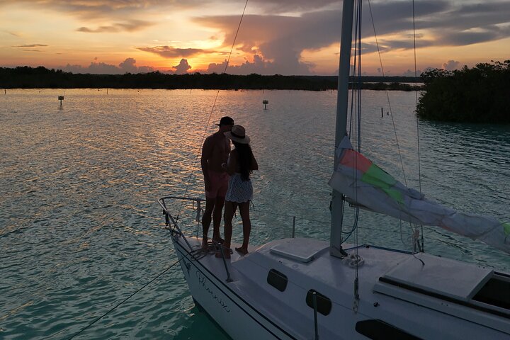 Costa Maya: zeilen naar de Chacchoben- en Bacalar-lagune of Los Rápidos