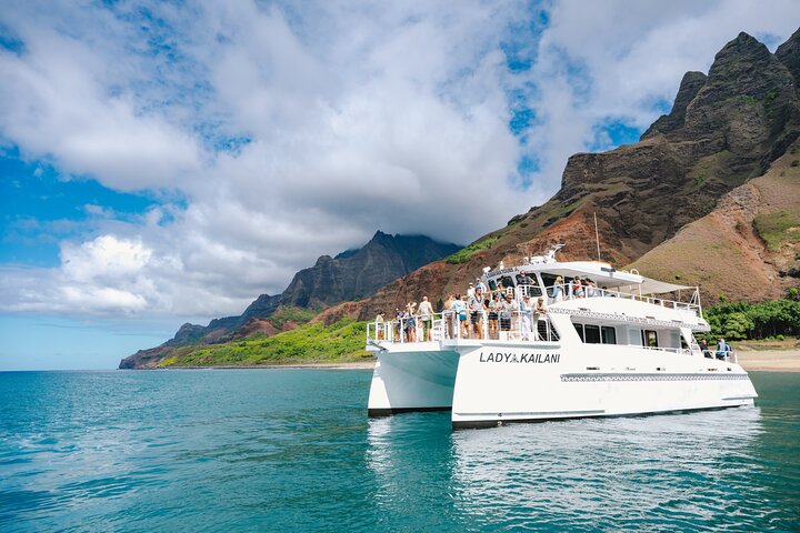 Kauai: Lyxig Na Pali Snorkelupplevelse ombord på Lady Kailani
