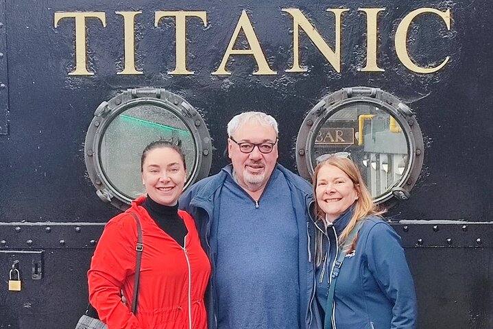 Tour privado, Castillo de Blarney, destilería Jameson y Cobh.