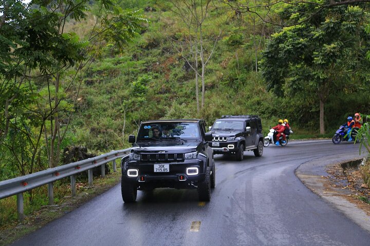Ha Giang Open Air Jeep 3 giorni 2 notti fuori dai sentieri battuti