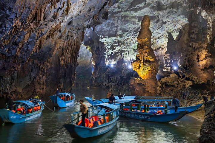 Visite d'une journée de la grotte sombre et de la grotte de Phong Nha