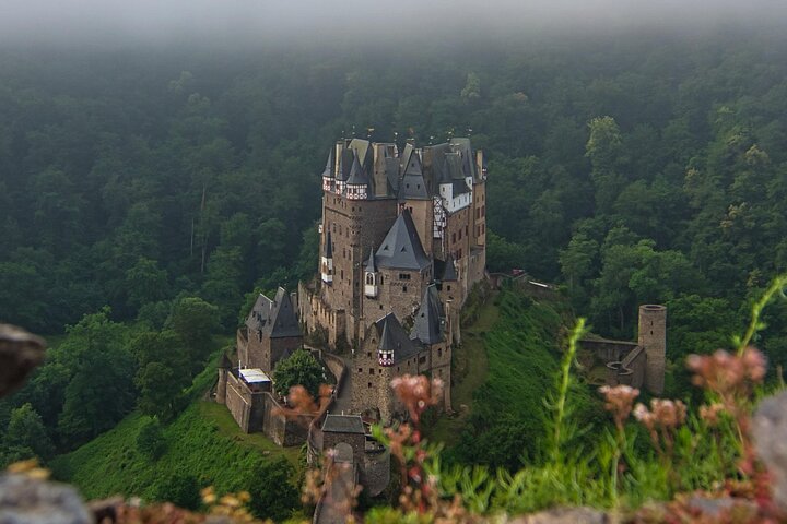 Frankfurt : Castillo de Eltz, Cochem y Valle del Mosela Tour Privado