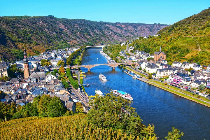 Frankfurt : Castillo de Eltz, Cochem y Valle del Mosela Tour Privado