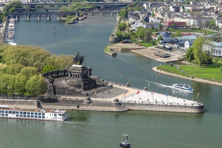 Frankfurt : Castillo de Eltz, Cochem y Valle del Mosela Tour Privado