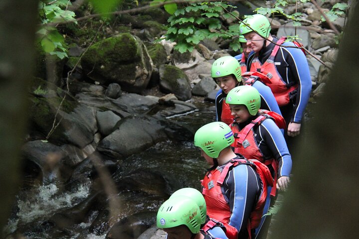 Canyoning Halvdagstur på Keltneyburn fra Aberfeldy