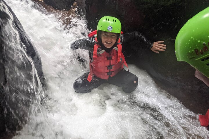 Canyoning Halvdagstur på Keltneyburn fra Aberfeldy