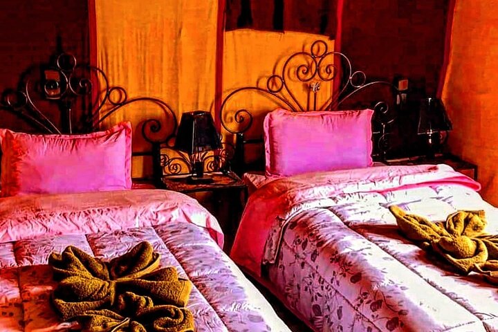 Noche en el desierto de Merzouga desde Erfoud & Camel Ride & Quad ATV