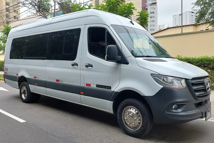 Transferts privés premium depuis l'aéroport de Lima (LIM) : accueil personnalisé 24h/24 et 7j/7