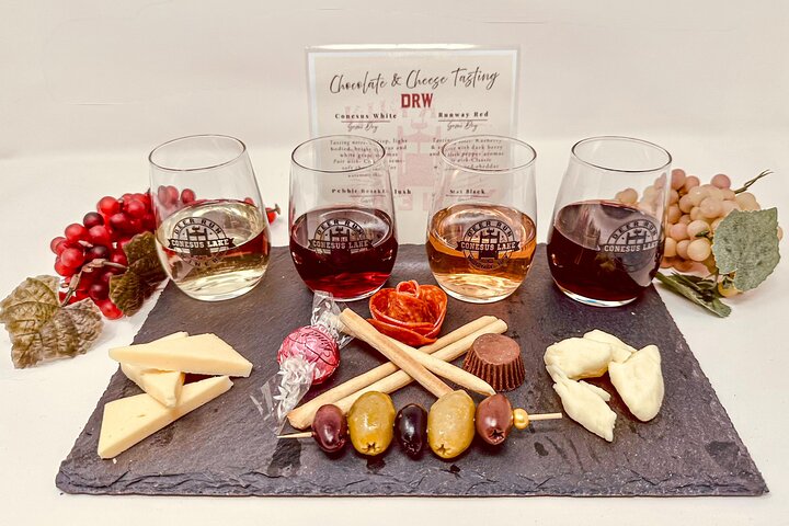 Degustazione condivisa di vino, cioccolato e formaggio nel lago Conesus