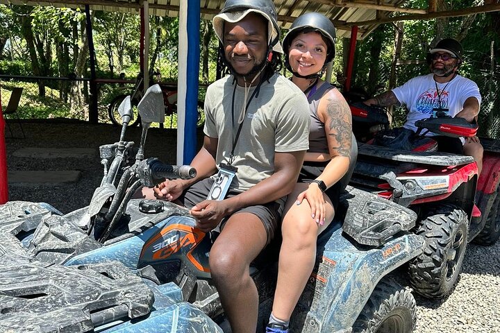 Watervallen ATV Adventure vanuit Amber Cove en Taino Bay