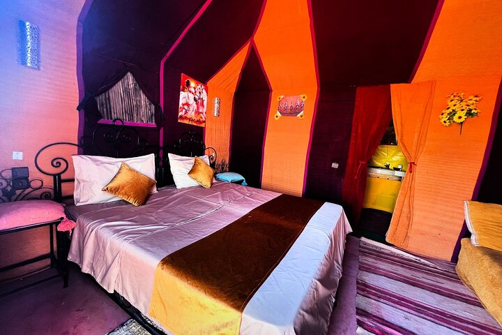 Noche en el desierto de Merzouga desde Erfoud & Camel Ride & Quad ATV