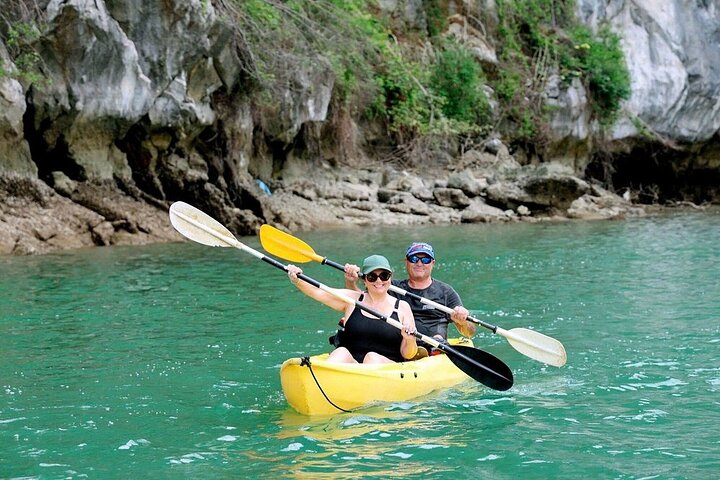 Hera Luxury Cruise - den mest luksuriøse dagstur i Halong Bay