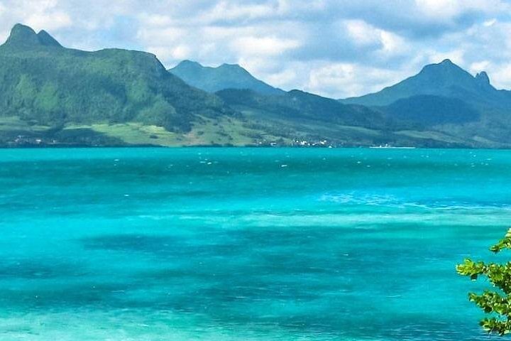 Tour en barco de 5 islas en Mauricio con recogida y regreso