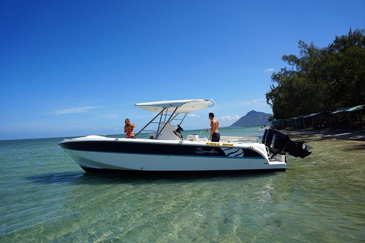 Tour en barco de 5 islas en Mauricio con recogida y regreso