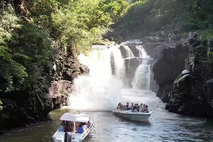 Tour en barco de 5 islas en Mauricio con recogida y regreso