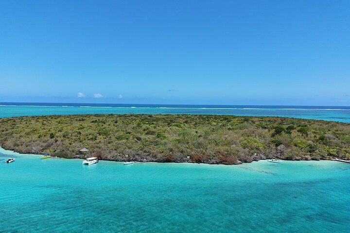 Tour en barco de 5 islas en Mauricio con recogida y regreso