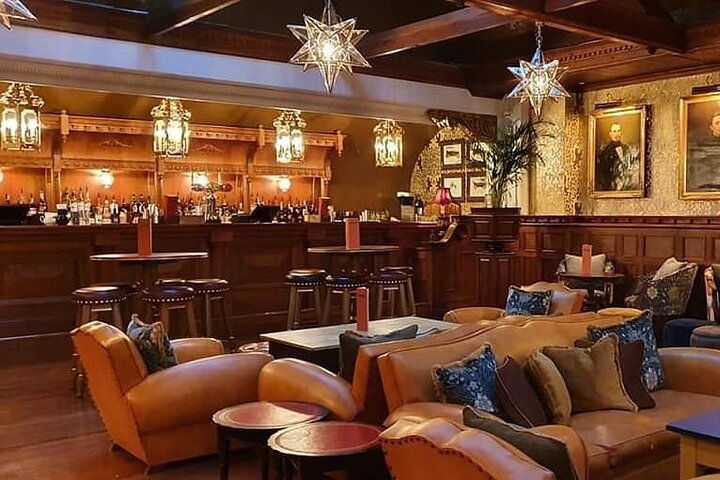Private historische Pub-Tour in Nottingham mit kostenlosen Getränken