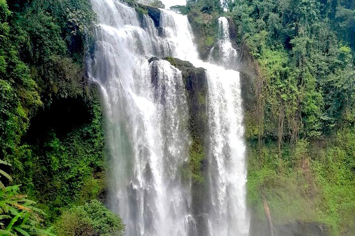 Pakse Mystic Falls en tijdloze tempels van Zuid-Laos Tour