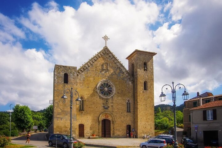 Sagrada Bolsena un recorrido a pie por la historia y los milagros