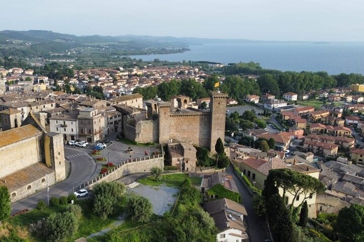 Sagrada Bolsena un recorrido a pie por la historia y los milagros