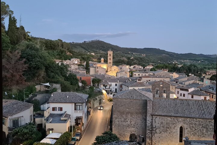 Sagrada Bolsena un recorrido a pie por la historia y los milagros