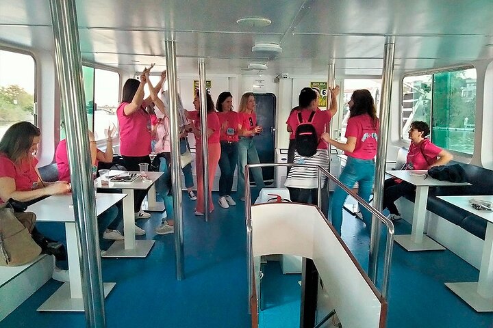 Sevilla : Crucero por el río Guadalquivir con Tapas & Bebida Opcional