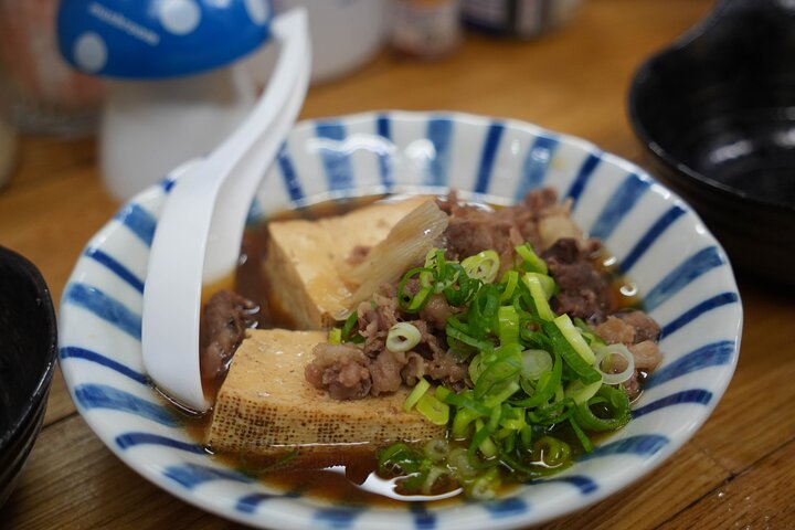 Osaka Street Food Tour: 18 Gerichte & 3 Getränke in 4 Lokalen