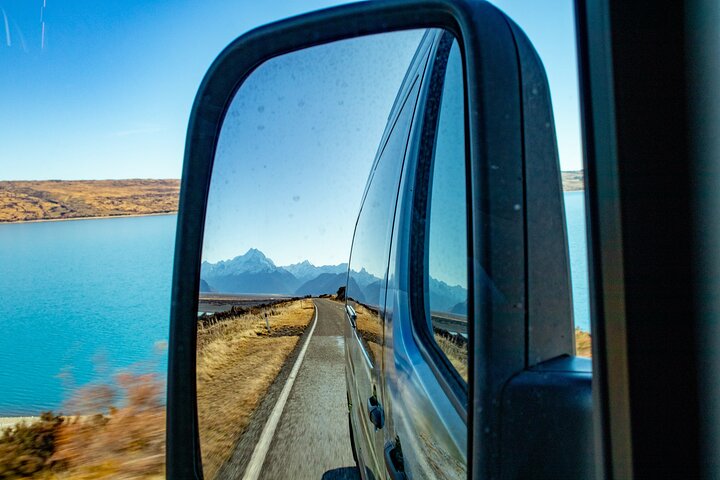 Tour per piccoli gruppi dal monte Cook a Queenstown (solo andata)