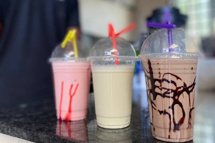Ghanaian Food Tasting Experience with Music and Drinks