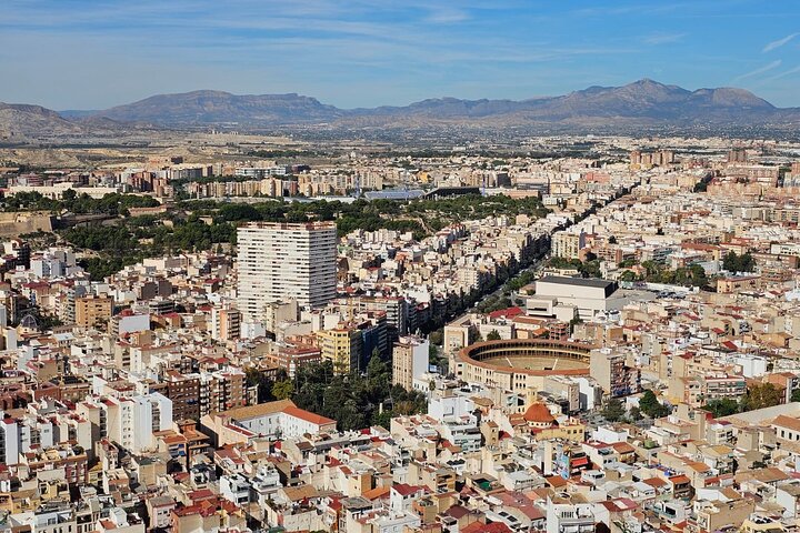 Alicante Highlights Tour for Cruise Passagerer med Port Pickup