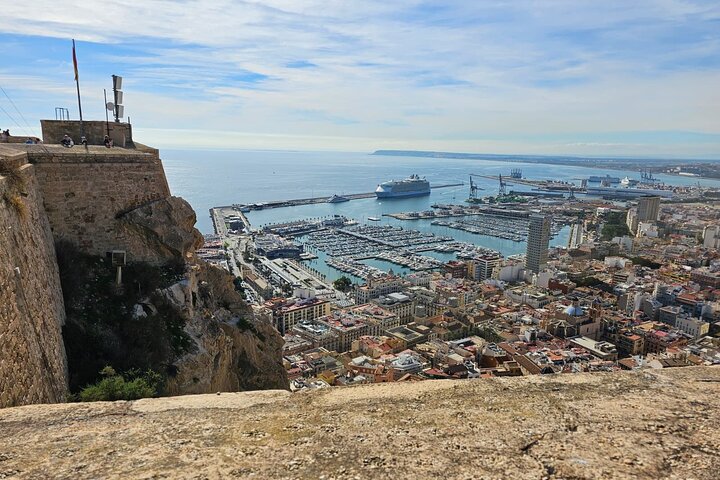 Alicante Highlights Tour for Cruise Passagerer med Port Pickup