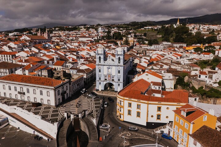 De Angra: Excursão de dia inteiro à Ilha Terceira (Private)