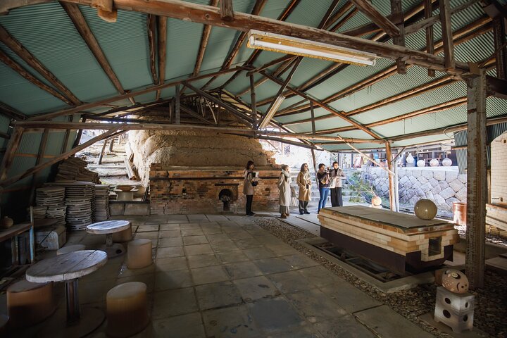 Shiga : Scopri la tradizione vivente della ceramica Shigaraki