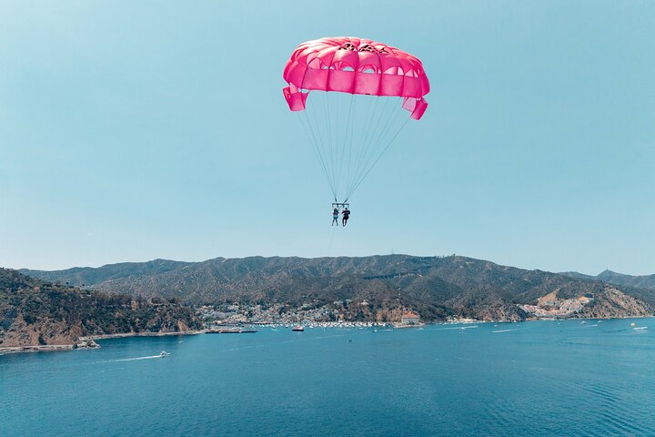 Parasailing på Catalina Island: Soar Above The Stunning Coastline