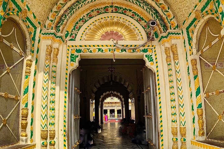 Ayodhya, Varanasi & Prayagraj Tour Spirituale - Varie opzioni