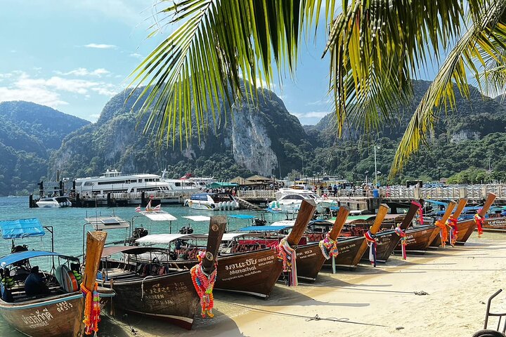 Il meglio del tour avventuroso di un giorno a Phi Phi Island con pranzo da Phuket