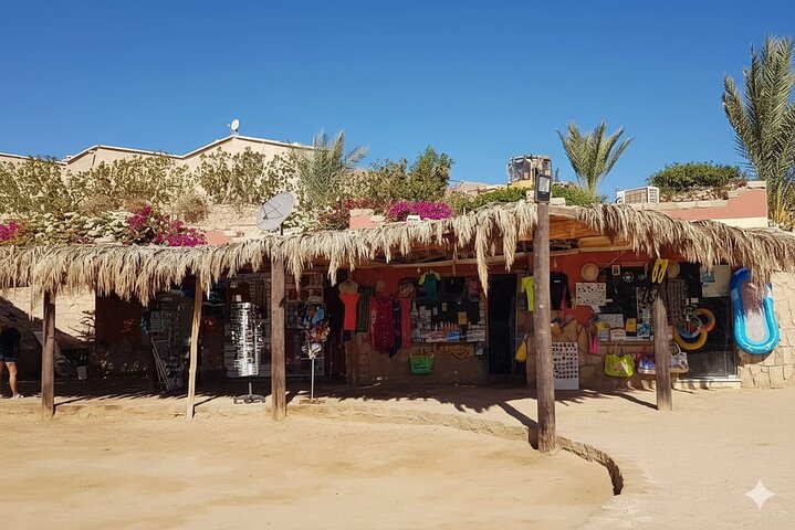 Sharm El Naga Journée complète de plongée avec tortues et déjeuner – Hurghada