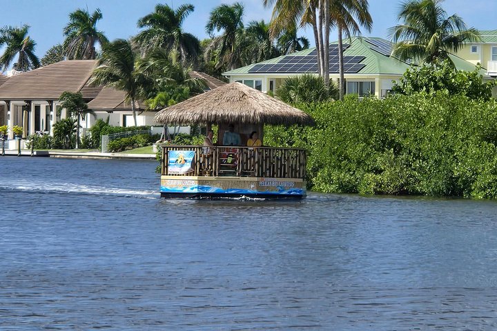 Fort Myers Beach Croisière en bateau Tiki ronde de 90 minutes